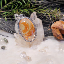 Load image into Gallery viewer, 0977 錦鯉膠花S925純銀吊墜
