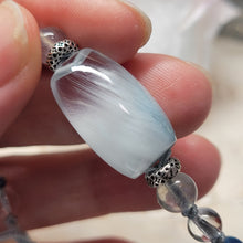 Load image into Gallery viewer, 0644 藍兔毛手編手繩
