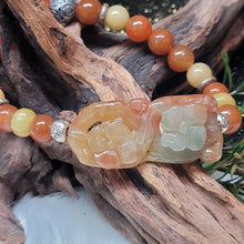 Load image into Gallery viewer, 1203 A貨翡翠三彩鏤空雕刻花牌手串
