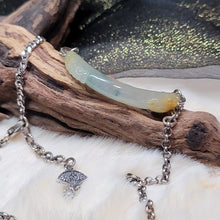 Load image into Gallery viewer, 0790 冰黃飄花翡翠玉衡925銀吊墜
