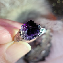 Load image into Gallery viewer, 1170 紫超七隨形戒指
