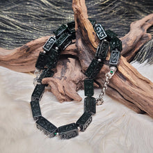 Load image into Gallery viewer, 1130 高冰翡翠如意吊墜
