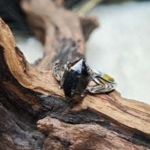 Load image into Gallery viewer, 0854  閃靈鑽戒指
