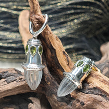 Load image into Gallery viewer, 1179 白水晶橄欖石925銀耳飾
