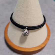 Load image into Gallery viewer, Magnetic String Bracelet with Sphere
