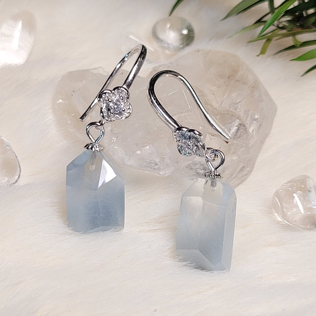 0390 藍兔毛S925純銀耳環