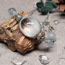 Load image into Gallery viewer, 0613 藍兔毛手編手繩
