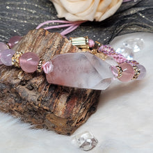 Load image into Gallery viewer, 0368 粉紅兔毛手編手繩
